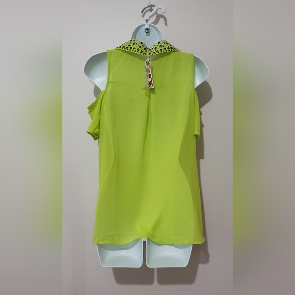 Bongo Ladies Blouse Cold Shoulder Size Large Green Studded Semi-Sheer - Picture 3 of 7